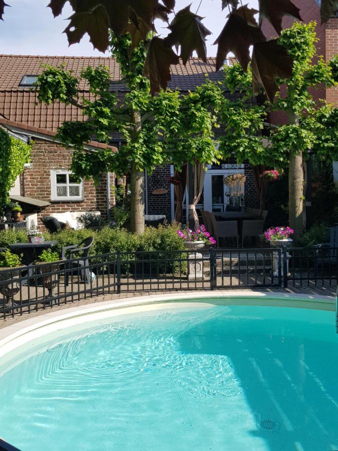 Neerpelt B&B Le Jardin المظهر الخارجي الصورة